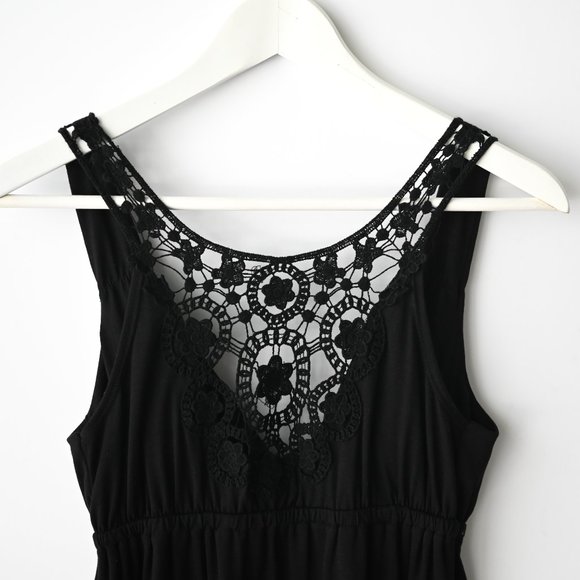 BELLE DU JOUR Black Sleeveless V-Neck Dress Crochet Back - Size Small - Picture 7 of 9